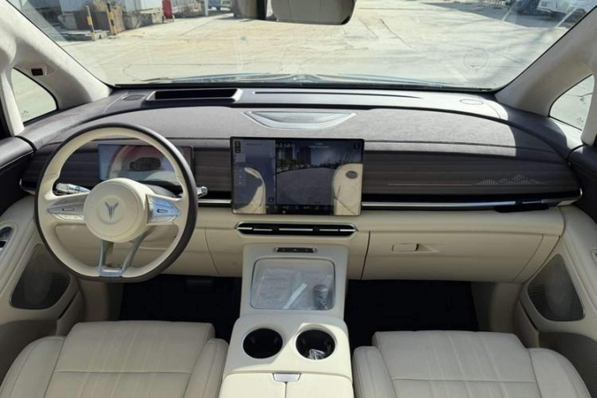 Used VOYAH Dream 2026 Model PHEV Qiankun Ultra Exterior 6