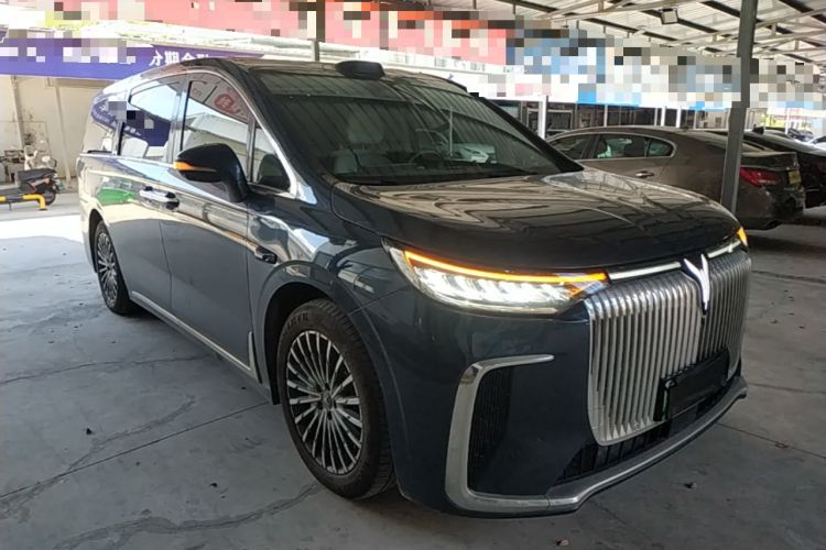 Used VOYAH Dream 2026 Model PHEV Qiankun Pro Front Right 45 Deg