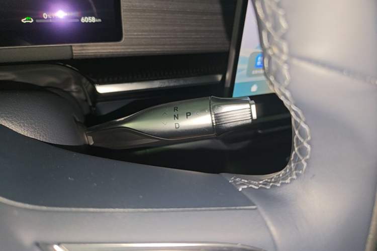 Used VOYAH Dream 2026 Model PHEV Qiankun Ultra Gear Lever
