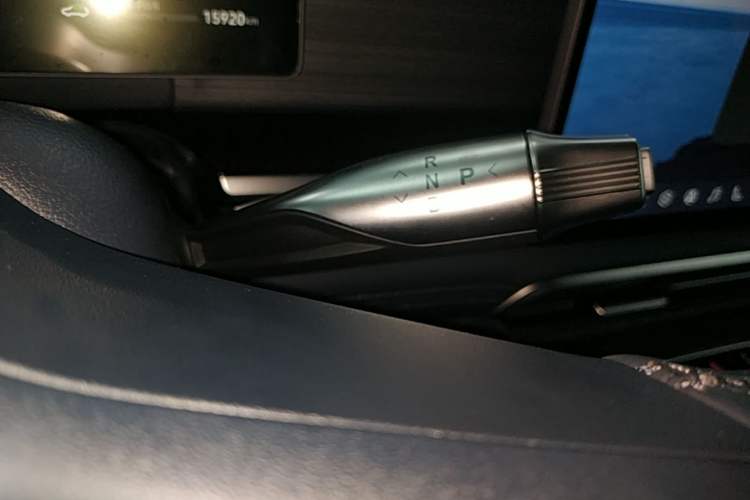 Used VOYAH Dream 2026 Model PHEV Qiankun Ultra Gear Lever