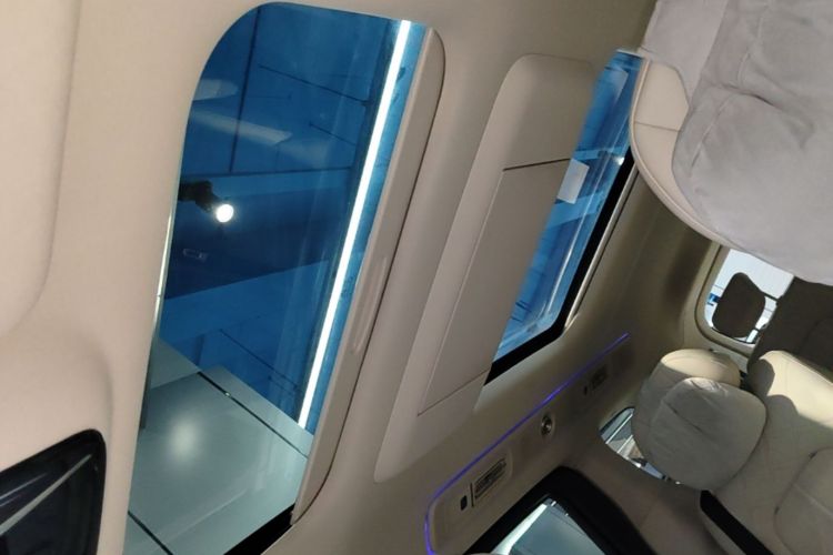 Used VOYAH Dream 2026 Model PHEV Kunpeng Pro Headliner