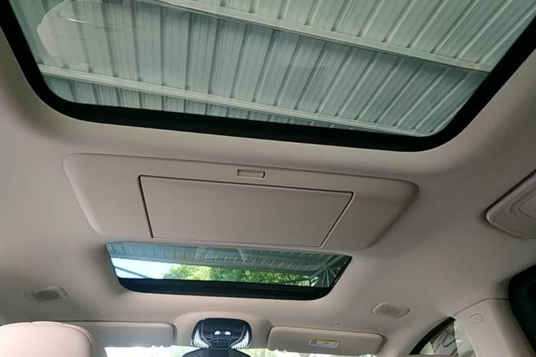 Used VOYAH Dream 2026 Model PHEV Qiankun Pro Headliner