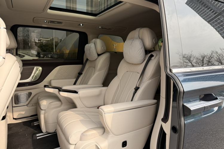 Used VOYAH Dream 2026 Model PHEV Qiankun Max Interior 1