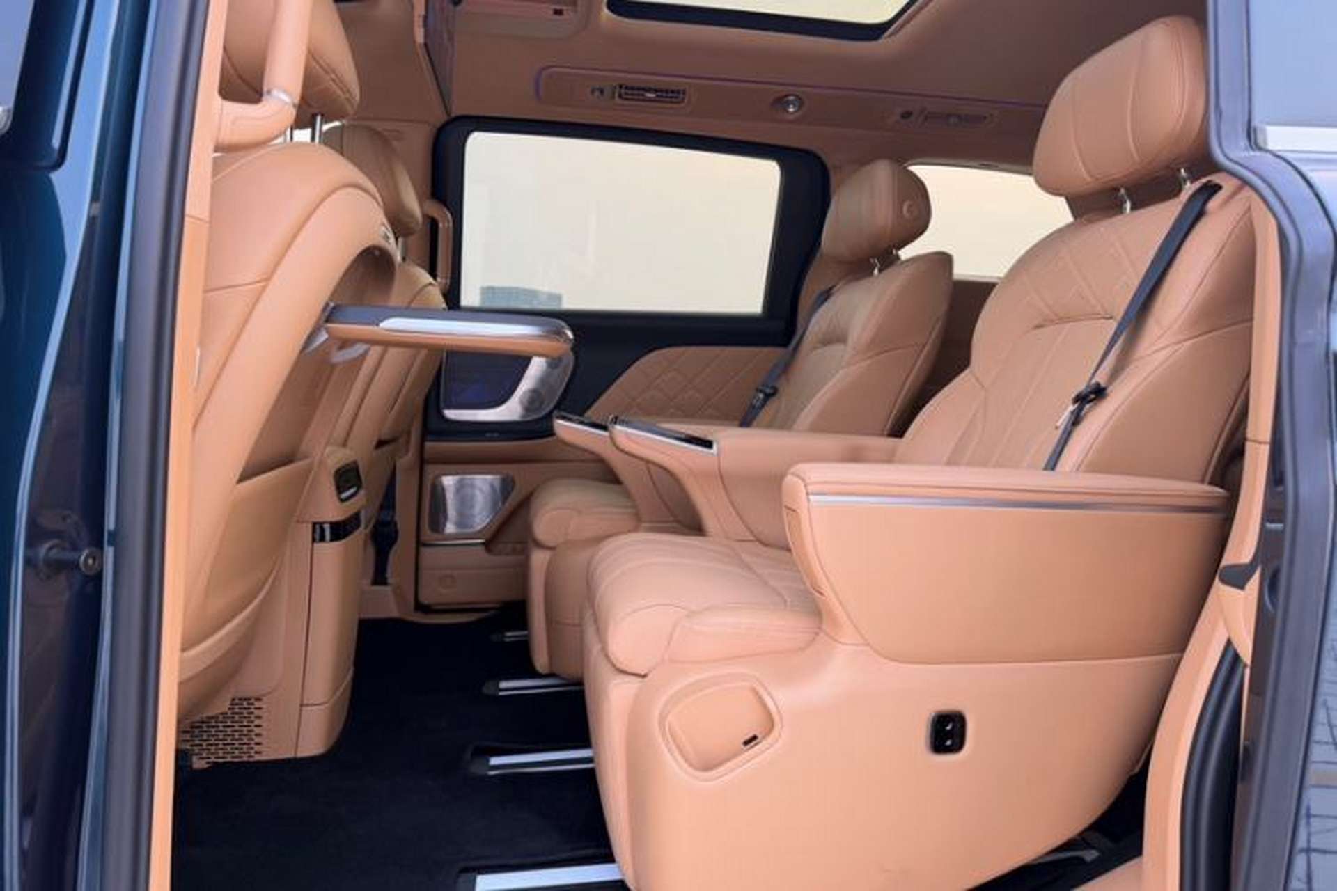 Used VOYAH Dream 2026 Model PHEV Kunpeng Pro Interior 1
