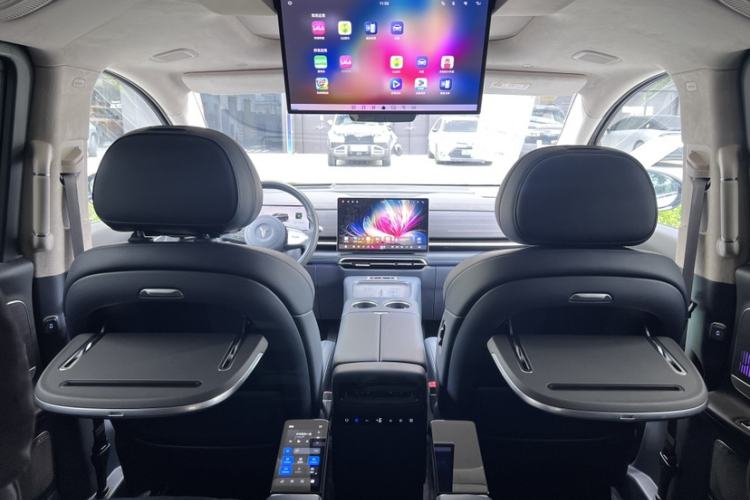 Used VOYAH Dream 2026 Model PHEV Qiankun Ultra Interior 4