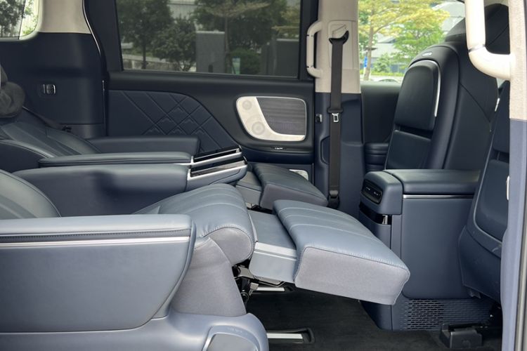Used VOYAH Dream 2026 Model PHEV Qiankun Ultra Interior 5