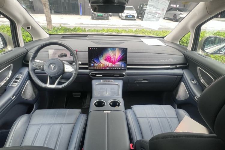 Used VOYAH Dream 2026 Model PHEV Qiankun Ultra Interior 5