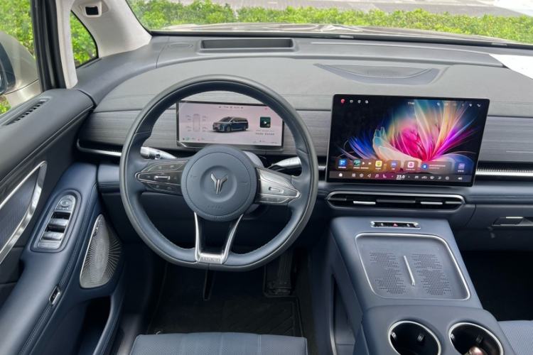 Used VOYAH Dream 2026 Model PHEV Qiankun Ultra Interior 7