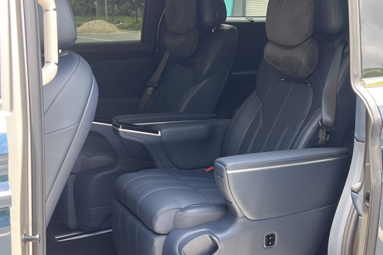 Used VOYAH Dream 2026 Model PHEV Qiankun Ultra Interior 8