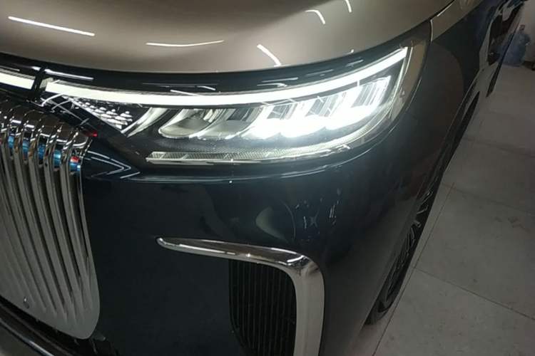 Used VOYAH Dream 2026 Model PHEV Qiankun Ultra Left Front Headlight