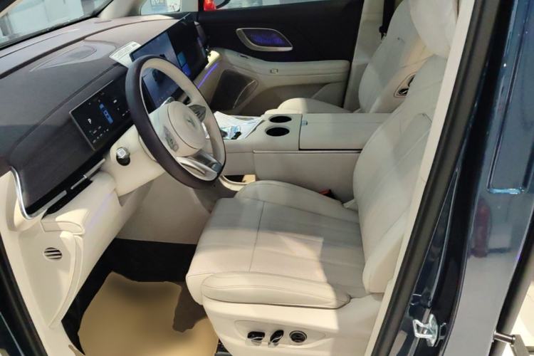Used VOYAH Dream 2026 Model PHEV Kunpeng Pro Left Front Seat