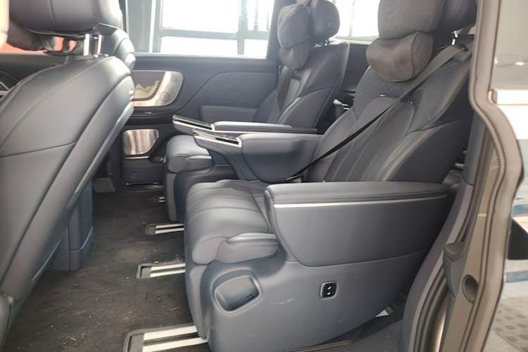 Used VOYAH Dream 2026 Model PHEV Qiankun Ultra Left Rear Seat