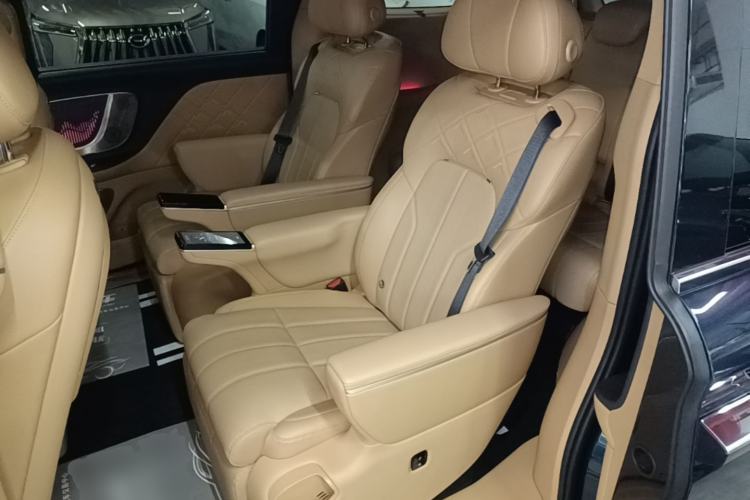 Used VOYAH Dream 2026 Model PHEV Kunpeng Pro Left Rear Seat
