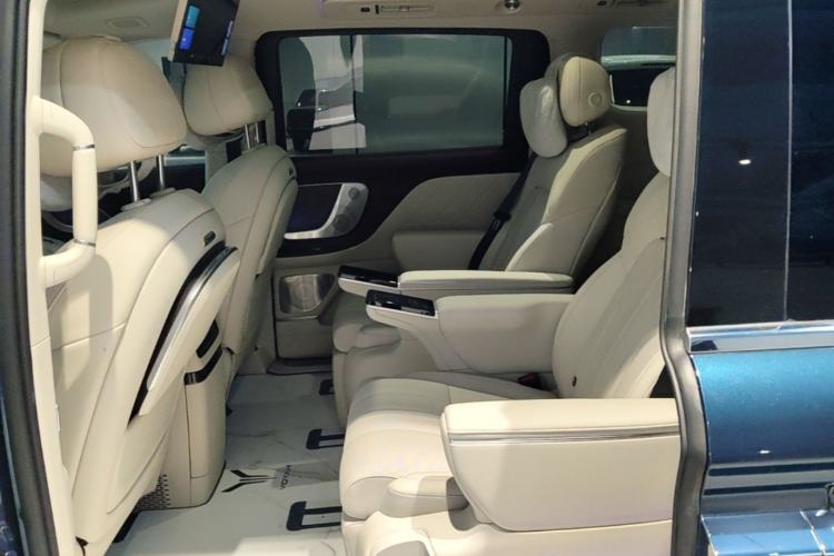Used VOYAH Dream 2026 Model PHEV Kunpeng Pro Left Rear Seat