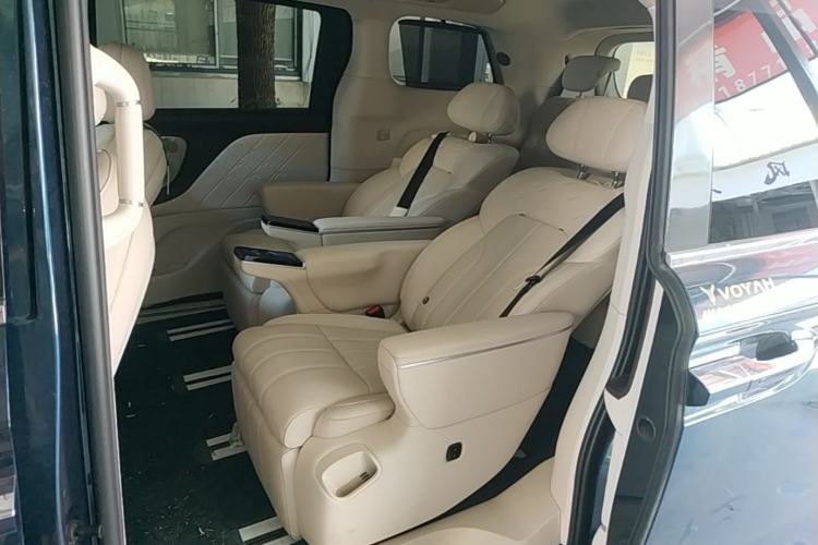 Used VOYAH Dream 2026 Model PHEV Qiankun Pro Left Rear Seat