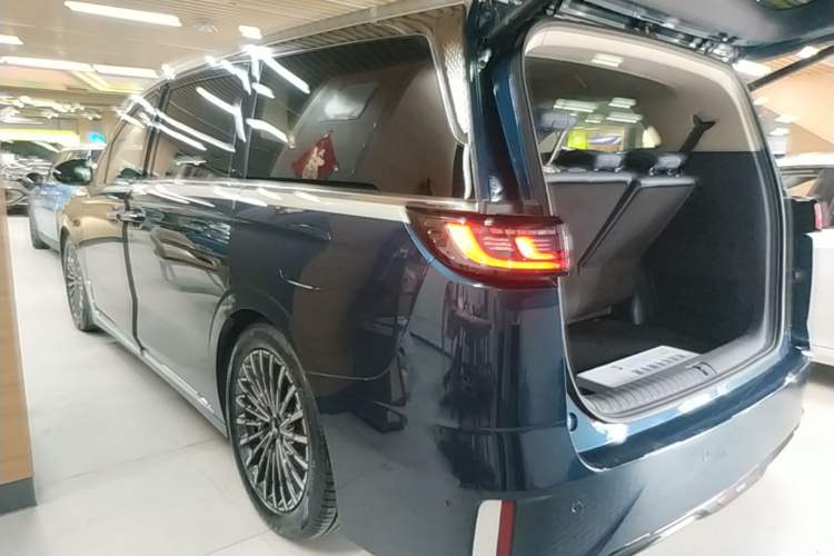Used VOYAH Dream 2026 Model PHEV Qiankun Ultra Rear Left 45 Deg
