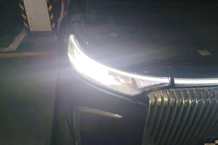 Used VOYAH Dream 2026 Model PHEV Qiankun Pro Right Front Headlight