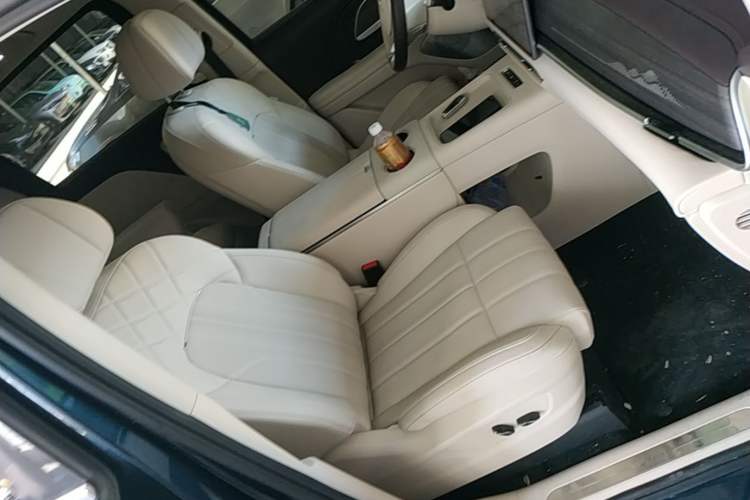 Used VOYAH Dream 2026 Model PHEV Qiankun Pro Right Front Seat