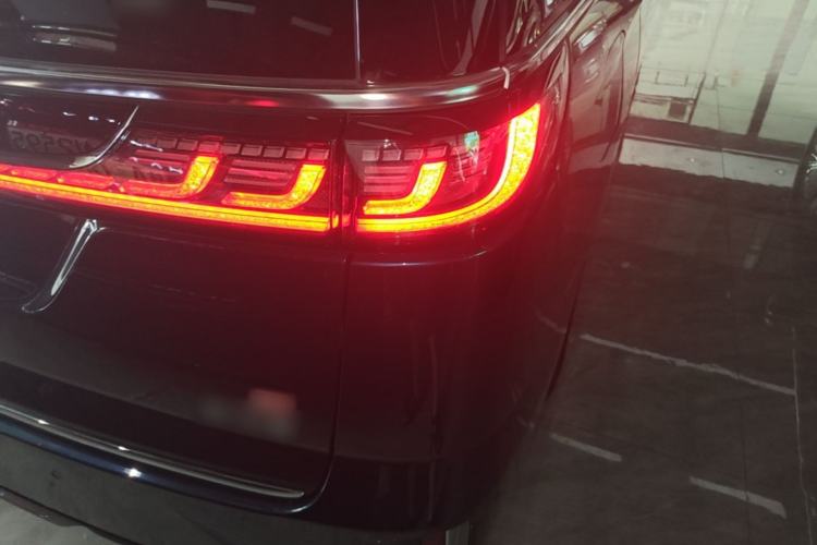 Used VOYAH Dream 2026 Model PHEV Qiankun Ultra Right Rear Taillight
