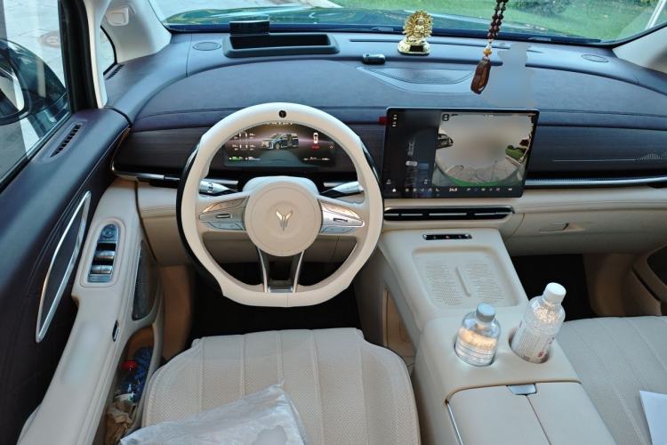 Used VOYAH Dream 2026 Model PHEV Qiankun Pro Steering Wheel