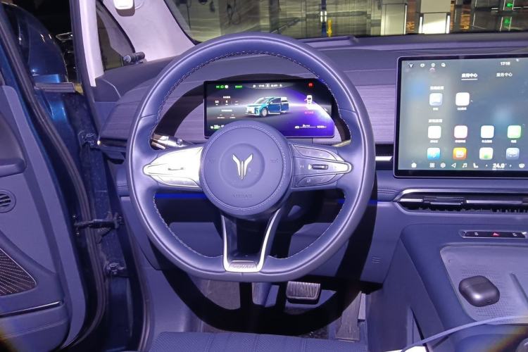 Used VOYAH Dream 2026 Model PHEV Qiankun Ultra Steering Wheel