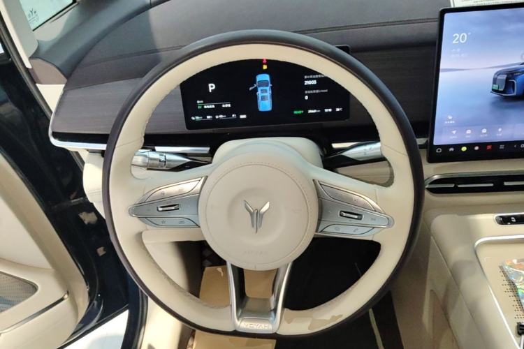 Used VOYAH Dream 2026 Model PHEV Kunpeng Pro Steering Wheel