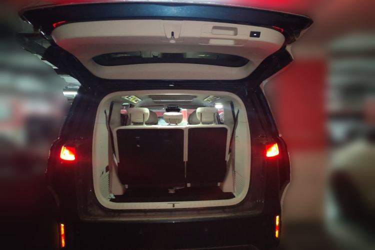 Used VOYAH Dream 2026 Model PHEV Qiankun Pro Trunk