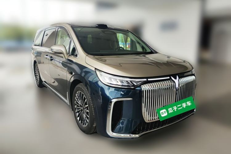 Used VOYAH Dream 2026 Model PHEV Qiankun Ultra Front Right 45 Deg