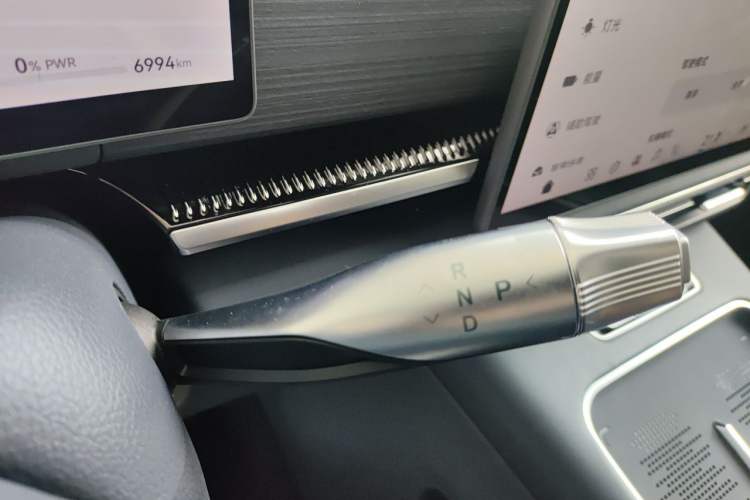 Used VOYAH Dream 2026 Model PHEV Qiankun Ultra Gear Lever