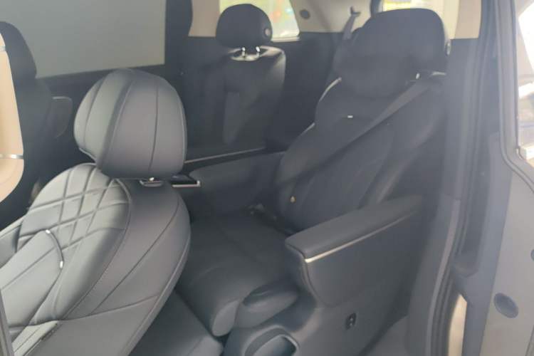 Used VOYAH Dream 2026 Model PHEV Qiankun Ultra Left Rear Seat