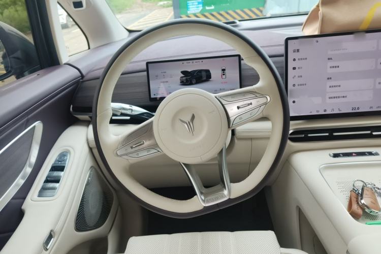 Used VOYAH Dream 2026 Model PHEV Qiankun Pro Steering Wheel