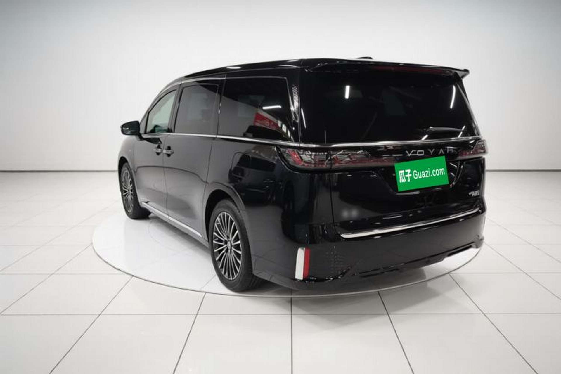 Used VOYAH Dream 2026 Model PHEV Qiankun Max Exterior 2