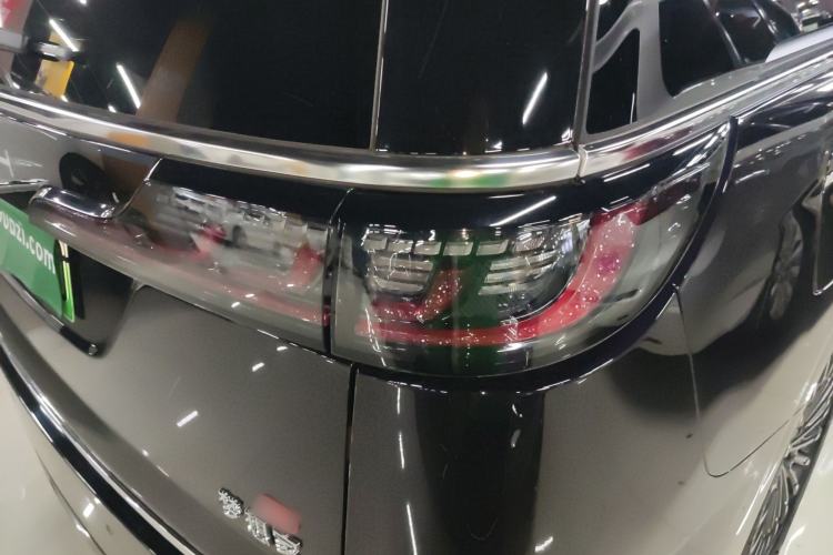 Used VOYAH Dream 2026 Model PHEV Qiankun Max Exterior 3