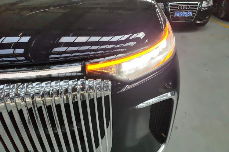 Used VOYAH Dream 2026 Model PHEV Qiankun Max Left Front Headlight