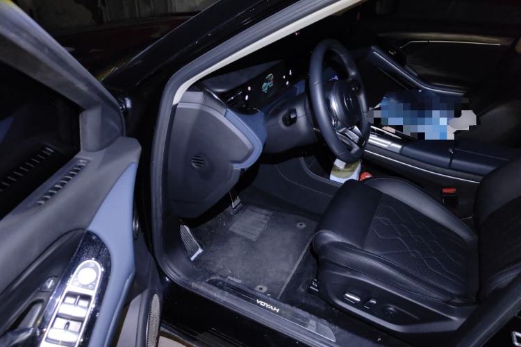 Used VOYAH FREE 2021 Four-Wheel Drive Standard Range-Extended Version Driver Seat