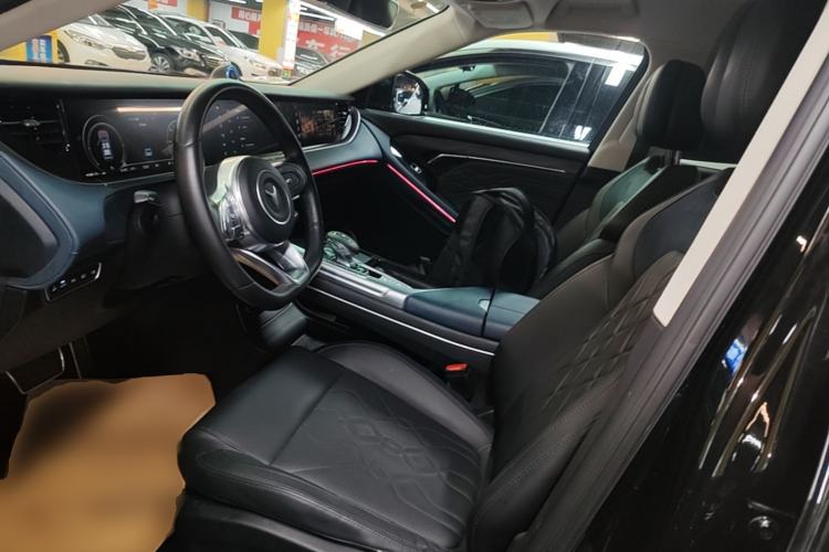 Used VOYAH FREE 2021 Four-Wheel Drive Standard Range-Extended Exclusive Luxury Package Driver Seat