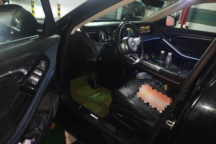 Used VOYAH FREE 2021 Four-Wheel Drive Standard Range-Extended Exclusive Luxury Package Driver Seat