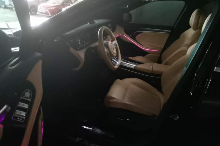 Used VOYAH FREE 2021 Four-Wheel Drive Standard Range-Extended Exclusive Luxury Package Driver Seat