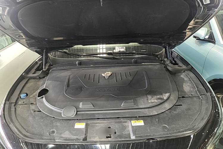 Used VOYAH FREE 2021 Four-Wheel Drive Standard Range-Extended Exclusive Luxury Package Engine Bay