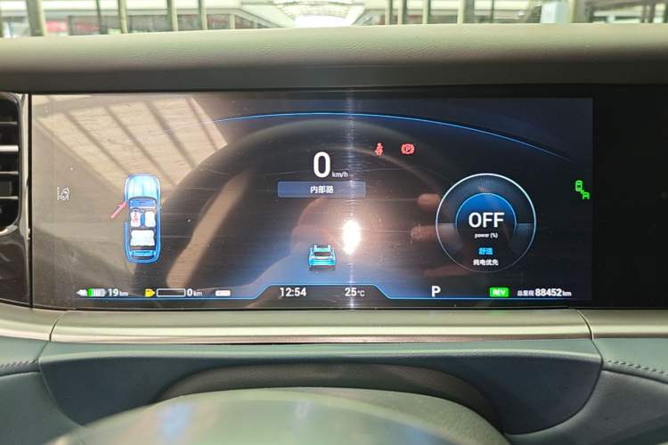 Used VOYAH FREE 2021 Four-Wheel Drive Standard Range-Extended Exclusive Luxury Package Instrument Cluster
