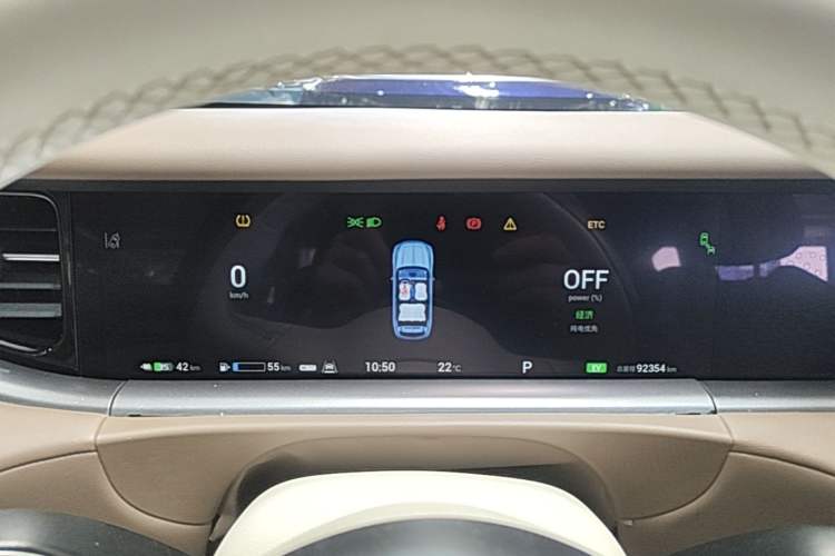 Used VOYAH FREE 2021 Four-Wheel Drive Standard Range-Extended Exclusive Luxury Package Instrument Cluster