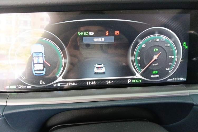 Used VOYAH FREE 2021 Four-Wheel Drive Standard Range-Extended Exclusive Luxury Package Instrument Cluster
