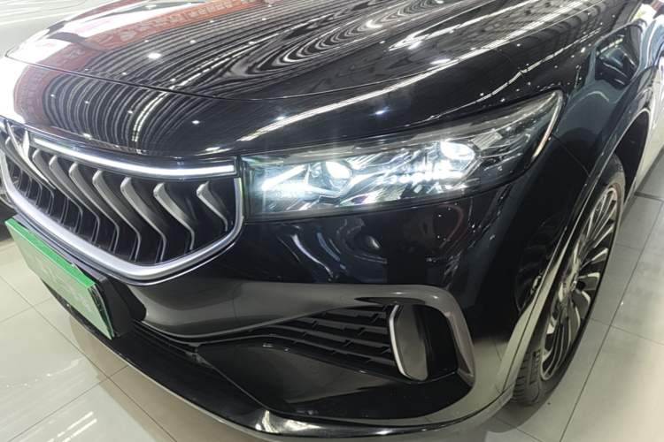 Used VOYAH FREE 2021 Four-Wheel Drive Standard Range-Extended Exclusive Luxury Package Left Front Headlight