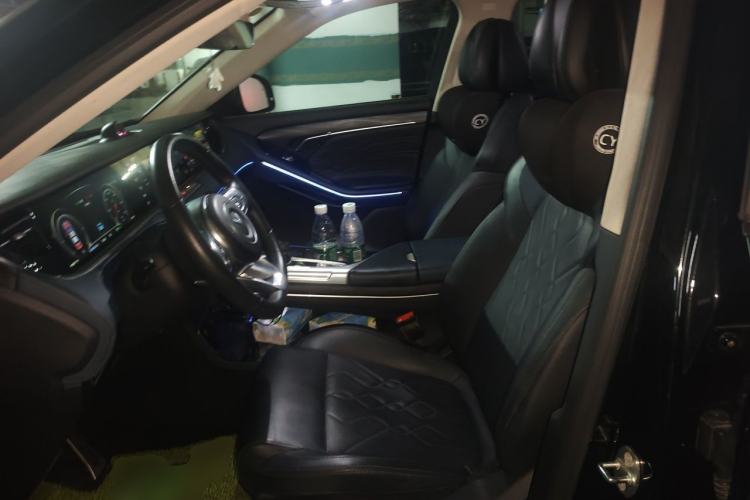 Used VOYAH FREE 2021 Four-Wheel Drive Standard Range-Extended Exclusive Luxury Package Left Front Seat