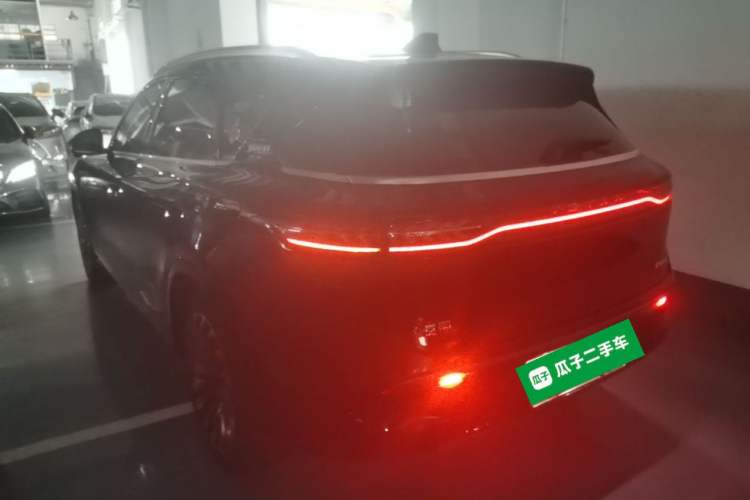 Used VOYAH FREE 2021 Four-Wheel Drive Standard Range-Extended Exclusive Luxury Package Rear Left 45 Deg