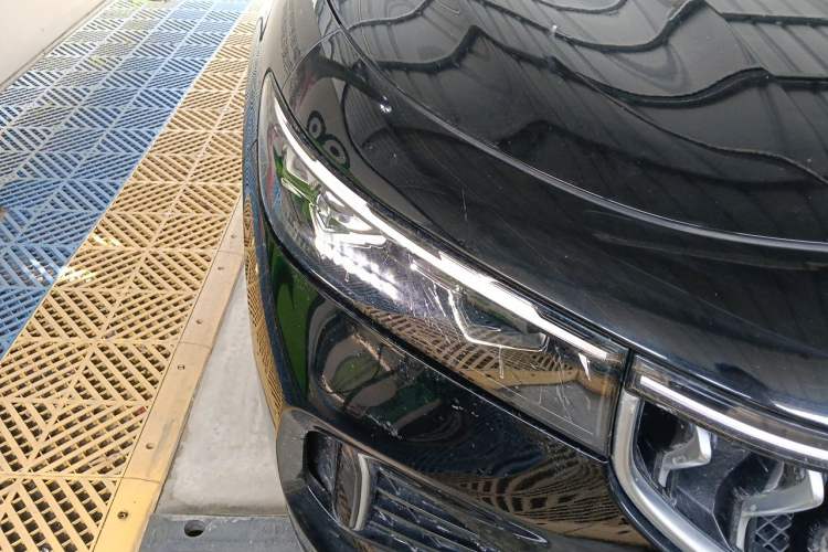 Used VOYAH FREE 2021 Four-Wheel Drive Standard Range-Extended Exclusive Luxury Package Right Front Headlight