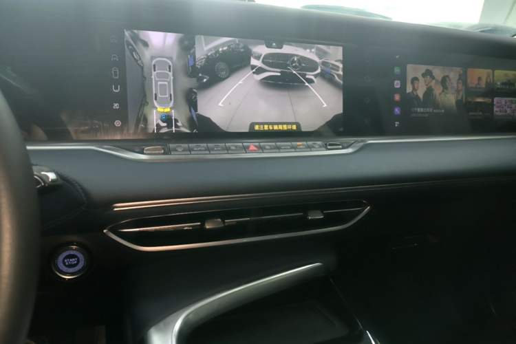 Used VOYAH FREE 2021 Four-Wheel Drive Standard Range-Extended Exclusive Luxury Package Audio And AC Panel