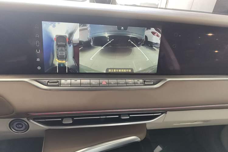 Used VOYAH FREE 2021 Four-Wheel Drive Standard Range-Extended Version Audio And AC Panel
