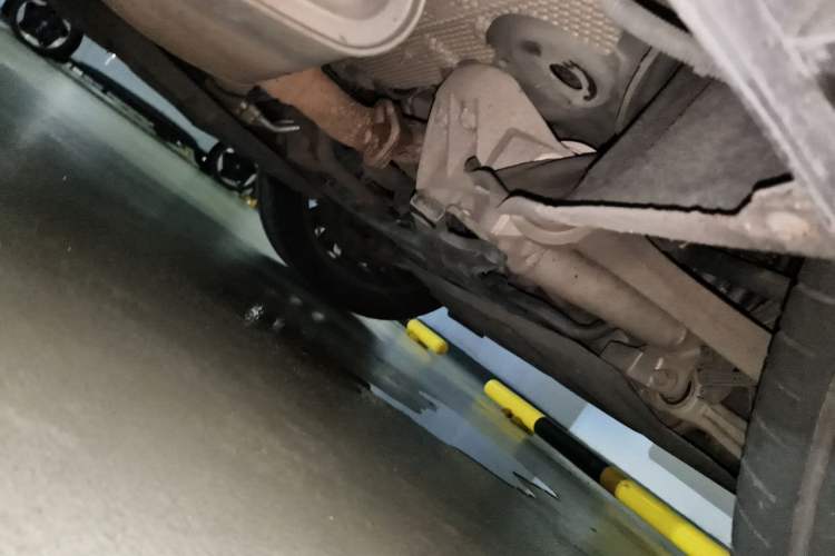 Used VOYAH FREE 2021 Four-Wheel Drive Standard Range-Extended Exclusive Luxury Package Chassis Front Right