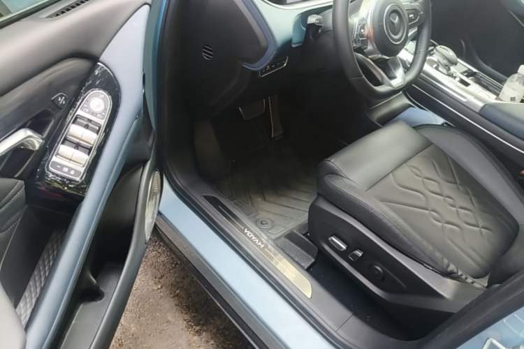 Used VOYAH FREE 2021 Four-Wheel Drive Extended-Range First Edition Commemorative Edition Exclusive Luxury Package Driver Seat